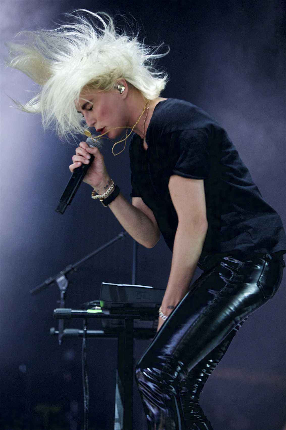 Phantongram
Radio 104.5 Birthday Celebration
BB&T Pavilion
Camden, NJ
June 2, 2019

DerekBrad.com